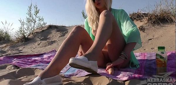  hot ukrainian teen masturbating on white sand beach